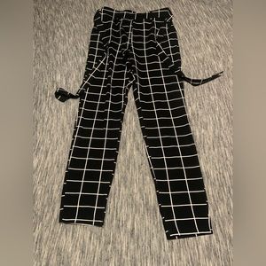 SHEIN Large US 8/10 Pants